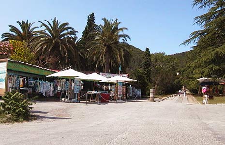 Kiosk Le Palme met souvenirs en typische producten van het eiland Elba