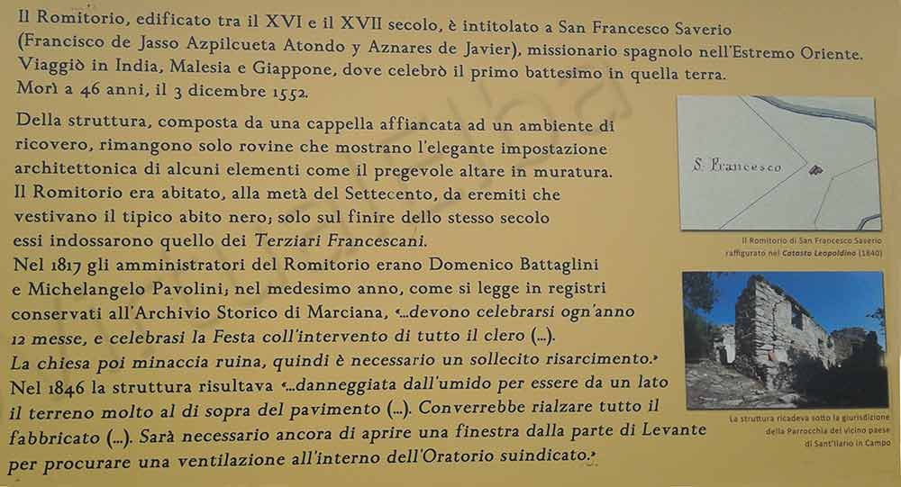 De beschrijvende poster die we vinden aan het begin van de weg die ons naar de Hermitage van San Franciscus Xaverius leidt