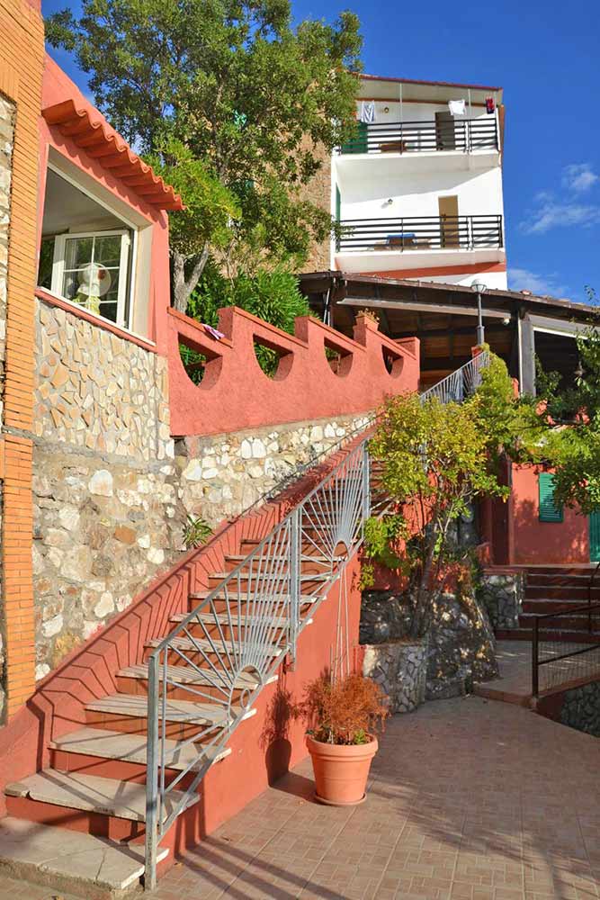 Hotel La Scogliera