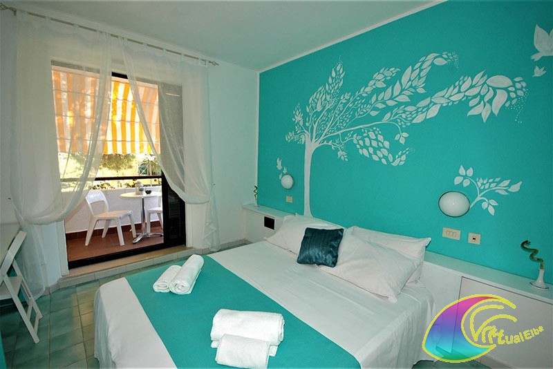 Camera Hotel