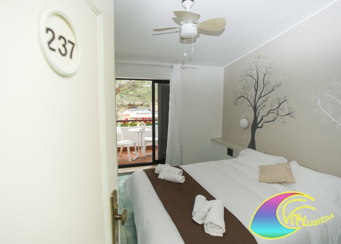 Camera Hotel