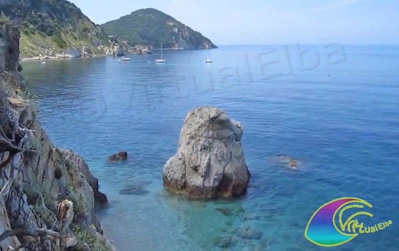 Strand van La Sorgente