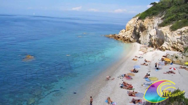 Strand van La Sorgente