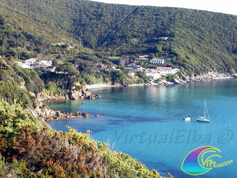 Viticcio-strand Enfola