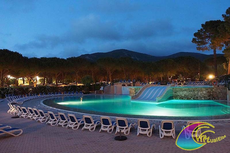 Camping Ville degli Ulivi Piscina