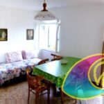 Woonkamer appartement op de eerste verdieping
