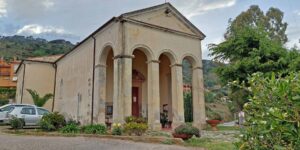 Kerk van de Vader en van de Heilige Drie-eenheid (Rio Elba)
