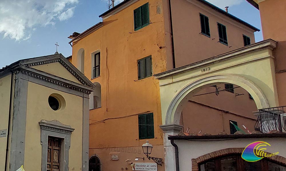 Kerk van San Rocco (Rio Marina)