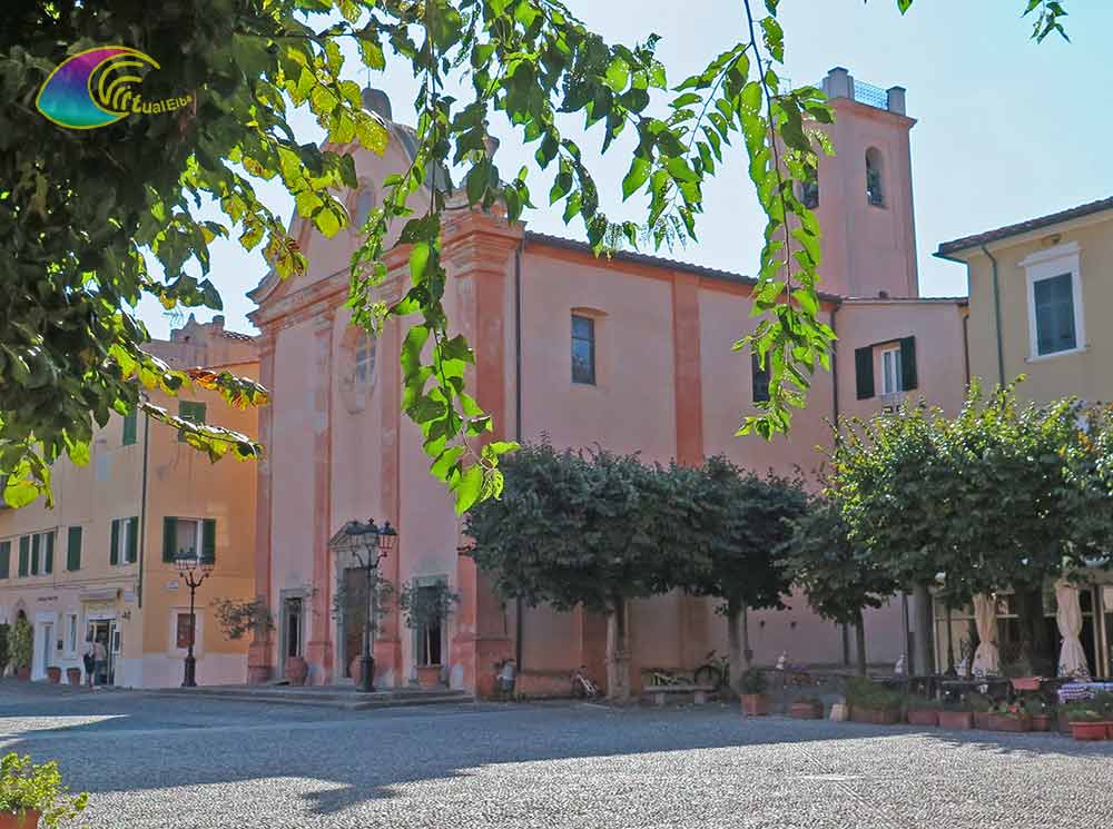 Plein Vittorio Emanuele (ook bekend als Plein van Chiesa)