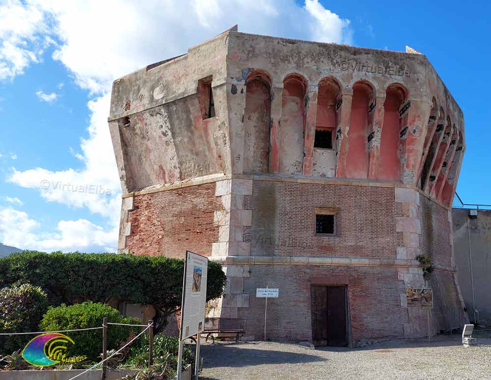 Toren van Linguella Martello Passannante Portoferraio