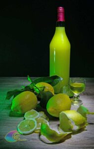 Limoncino van Elba, (Limoncello-likeur met citroenschil)