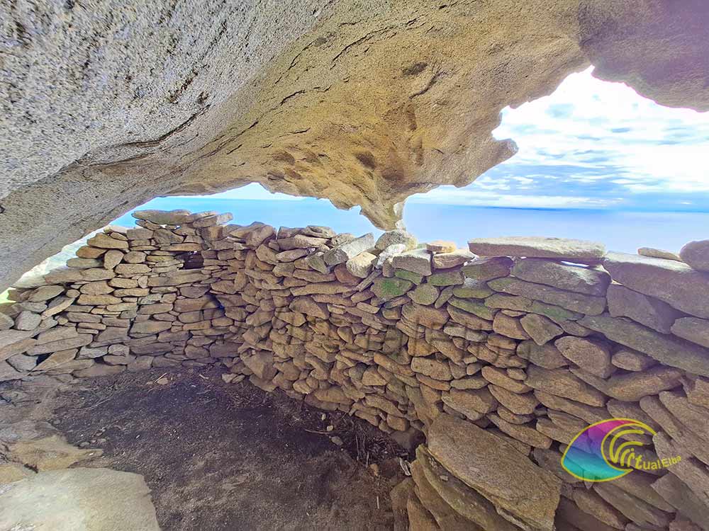 Interieur van Marco's hut - Caprile, eiland Elba
